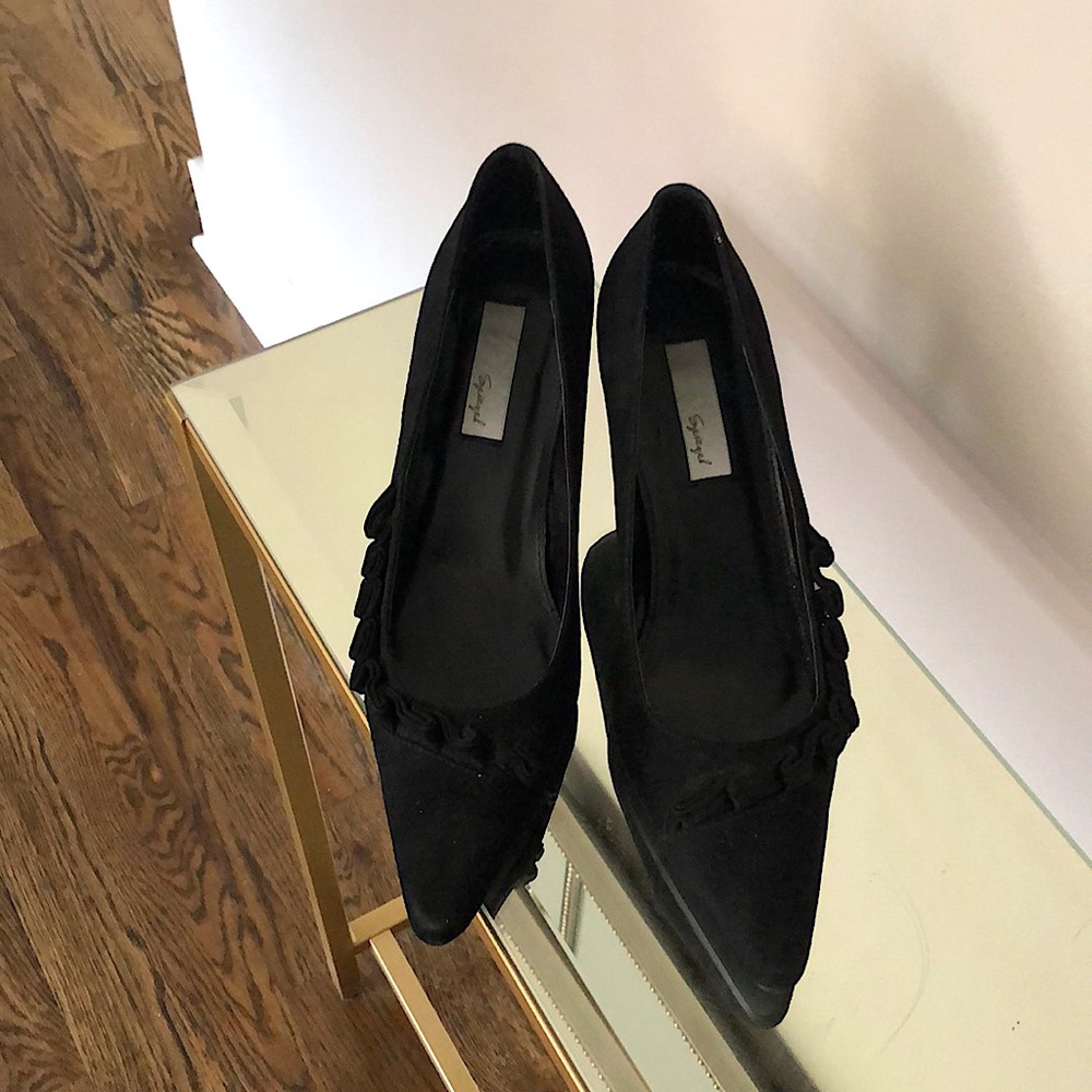 Dress shoes